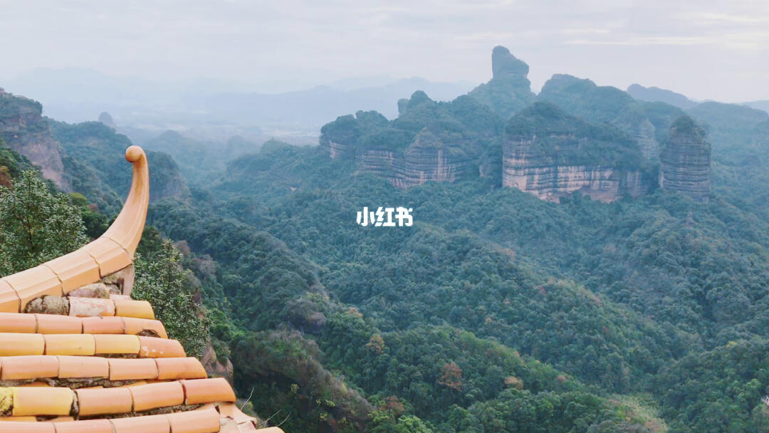 丹霞山旅游風(fēng)景區(qū)，自然之美盡收眼底，丹霞山旅游風(fēng)景區(qū)，自然之美的盡收眼底之旅