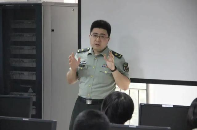 揭秘，三種家庭背景的人不適合參軍，揭秘，不適合參軍的三種家庭背景特征