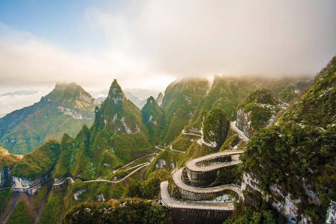 張家界天門山景區(qū)官網(wǎng)——探索自然奇觀的絕佳門戶，張家界天門山景區(qū)官網(wǎng)，自然奇觀探索之旅的絕佳門戶